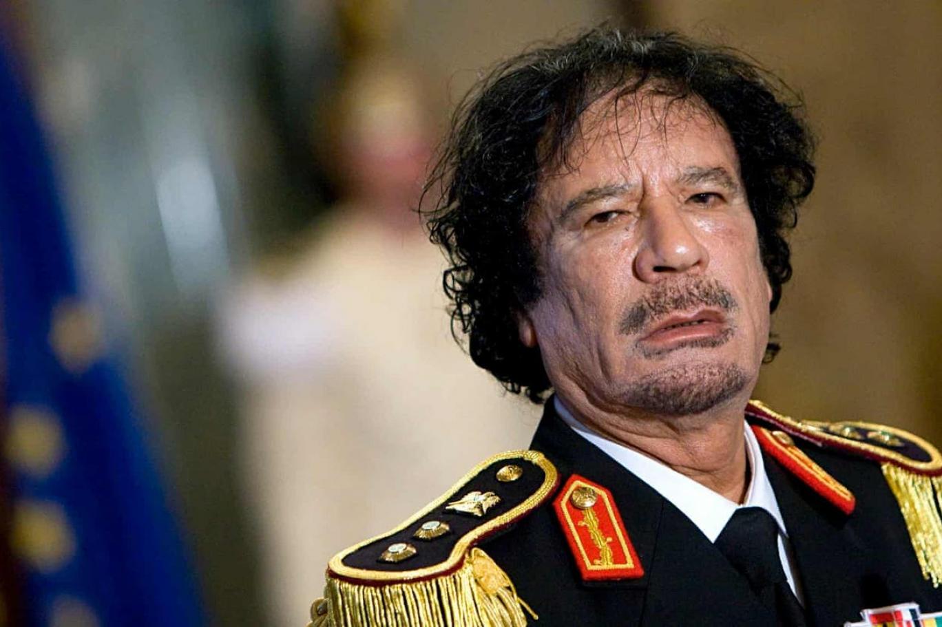 تمحورت محادثات سرية توسَّطت فيها النرويج حول إمكانية بقاء القذافي.