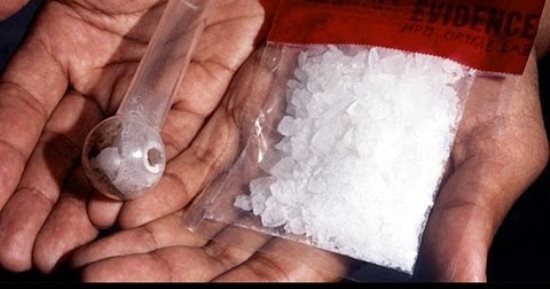 آفة المخدرات تهدد الشباب العراقي مع عجز حكومي كامل.