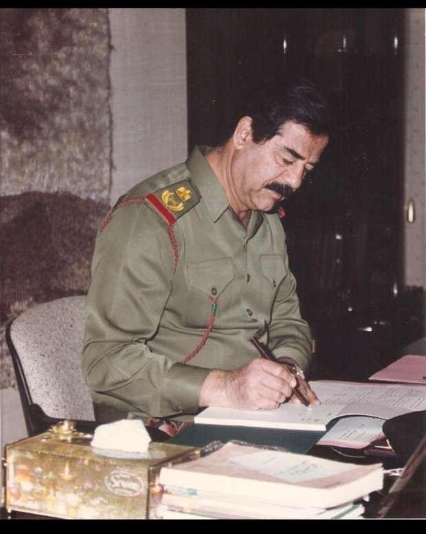 أحال الرئيس صدام حسين أحد الانفصاليين إلى مستشفى للأمراض العقلية والنفسية.